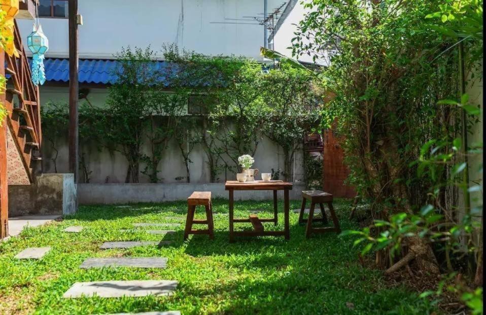 Nearthepark Backpack House Vandrehjem Chiang Mai Eksteriør billede